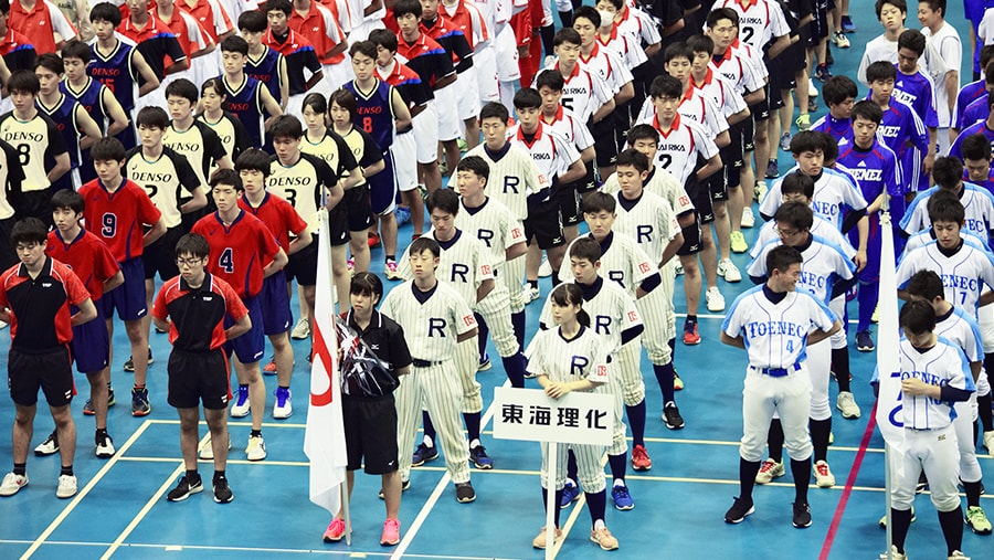 訓練生体育大会